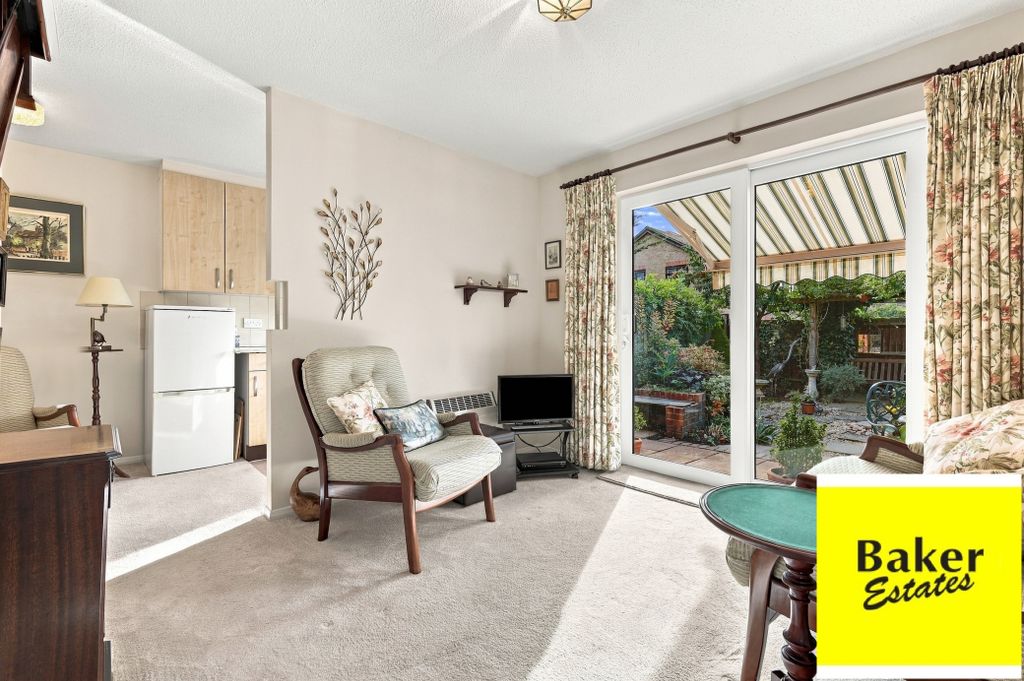 Property photo 3 of 14