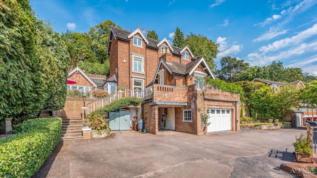 Property photo 1 of 41 5308450