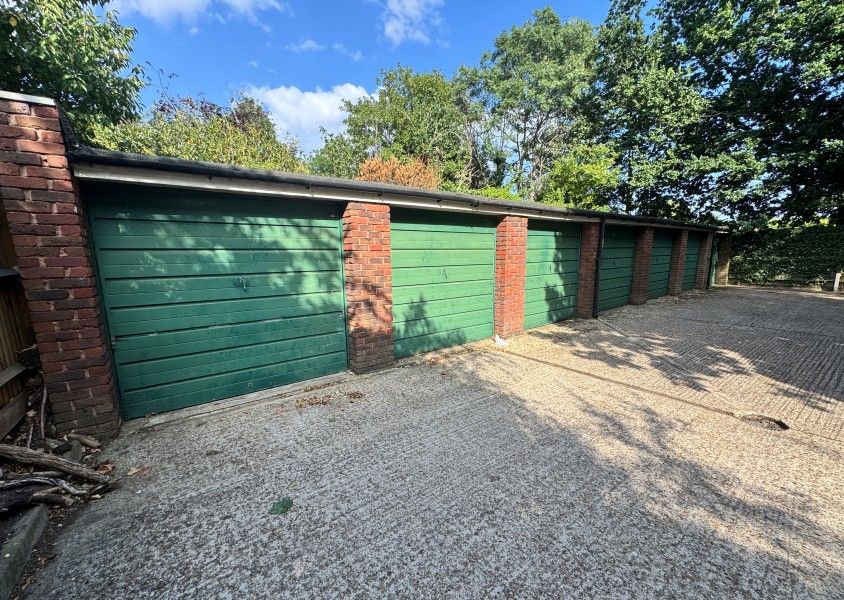 Property photo 1 of 4