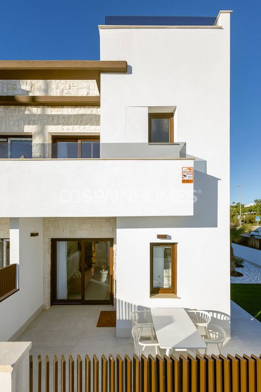 Property photo 3 of 40