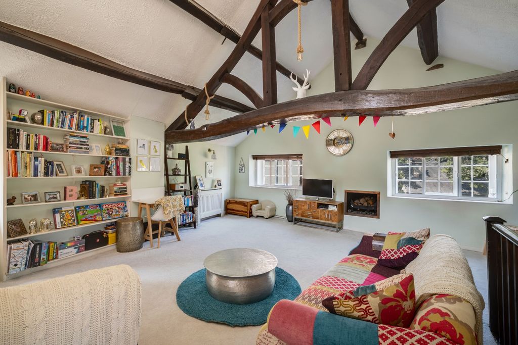 Property photo 2 of 30 5259664