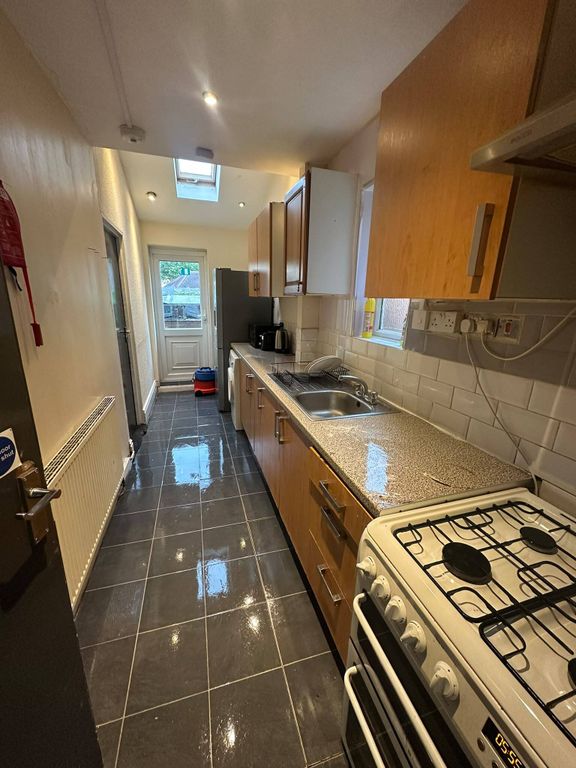Property photo 2 of 3