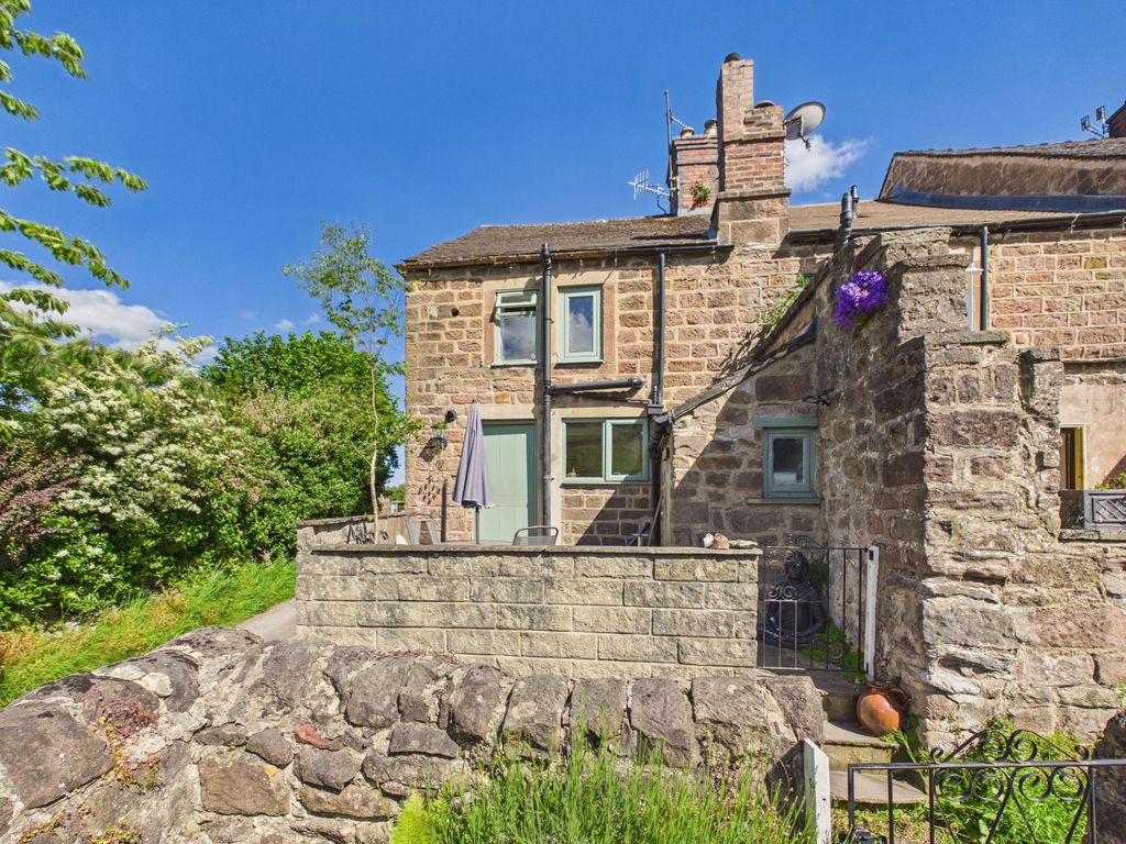 Property photo 1 of 18 Outside