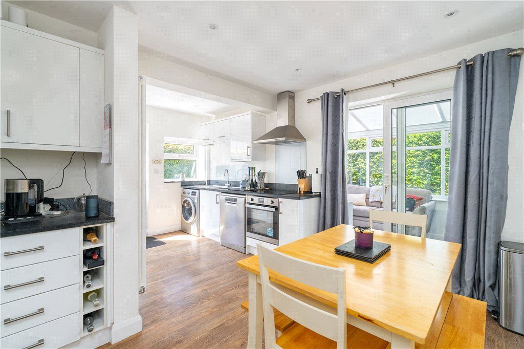 Property photo 3 of 16 Dining Kitchen