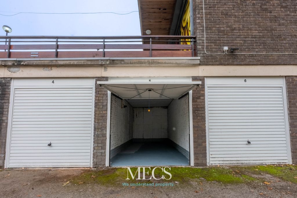 Property photo 2 of 4 4611381