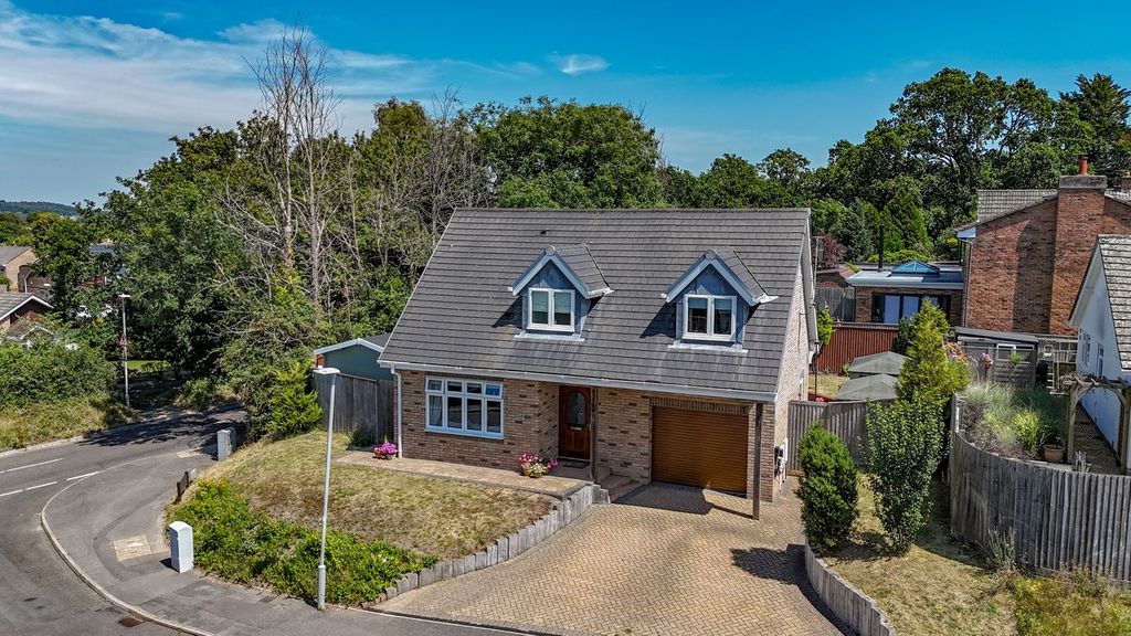 Property photo 1 of 29