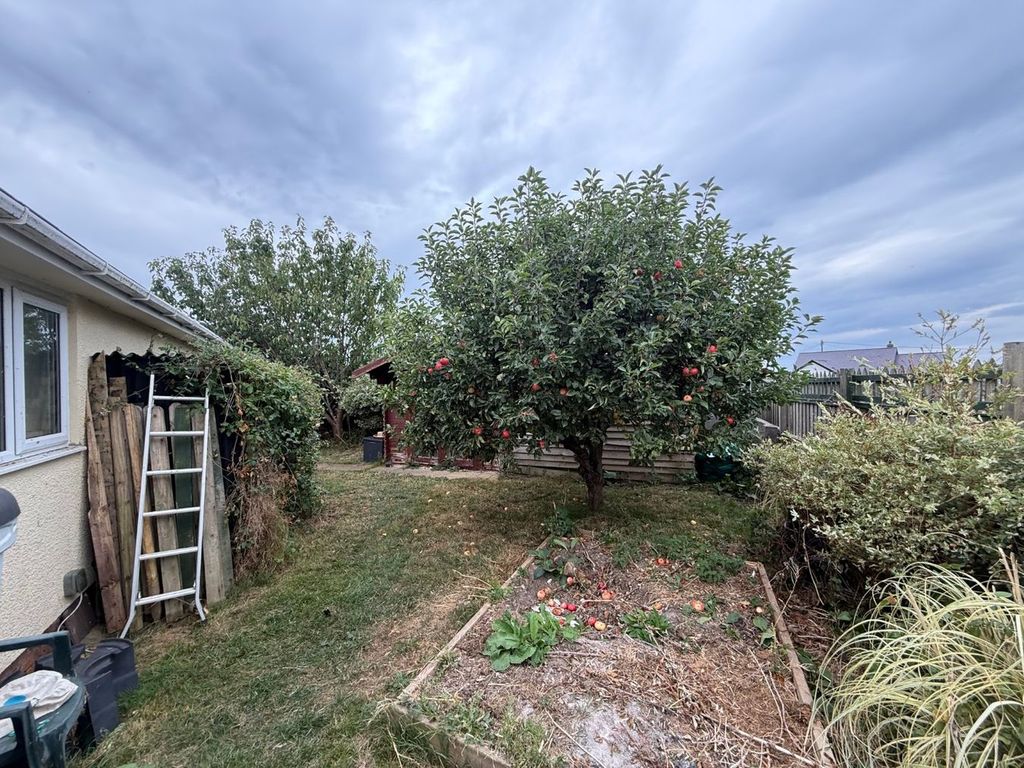 Property photo 3 of 24