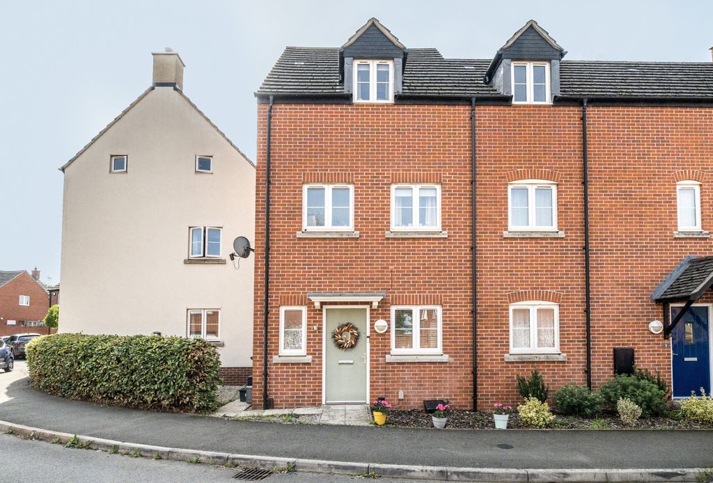 Property photo 1 of 22 1348318-22-68d2Ad...