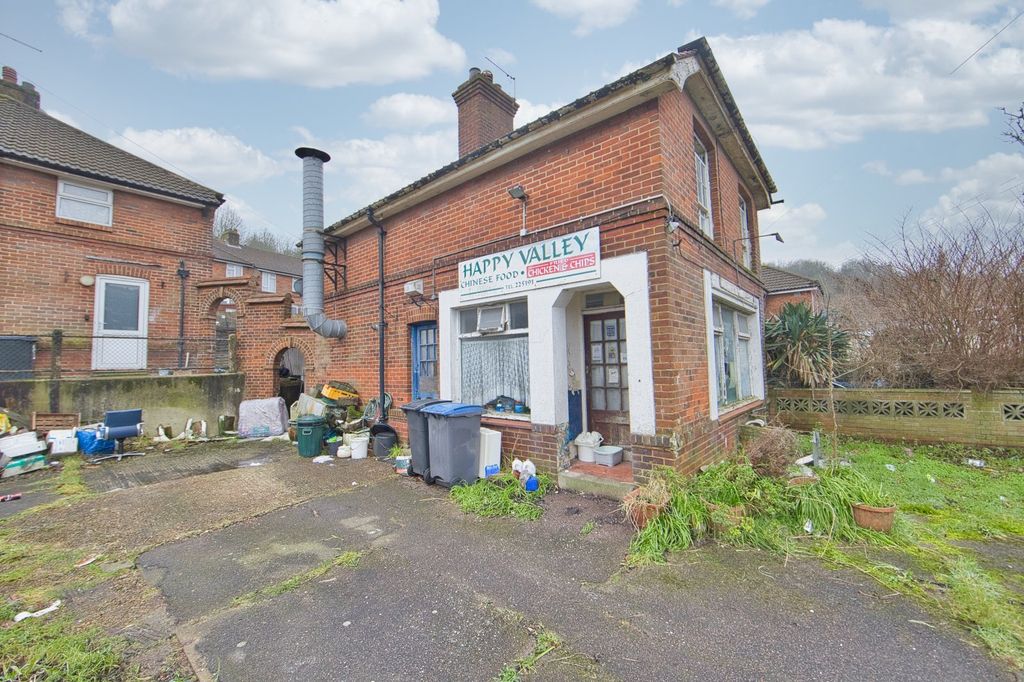 Property photo 2 of 6 Picture 2