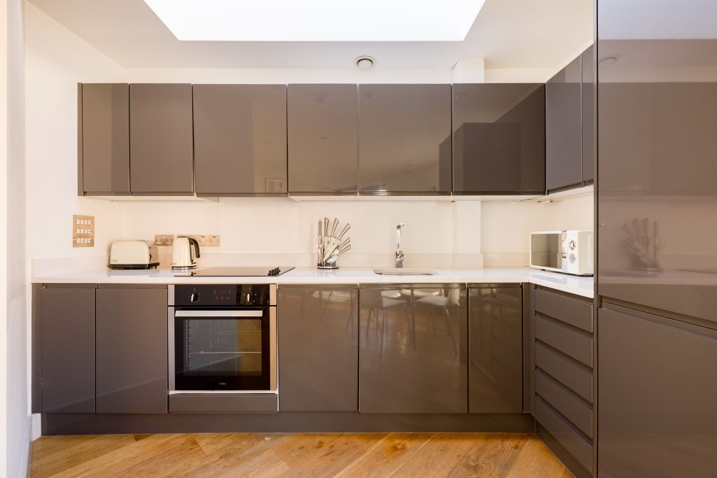 Property photo 2 of 22 Kitchen