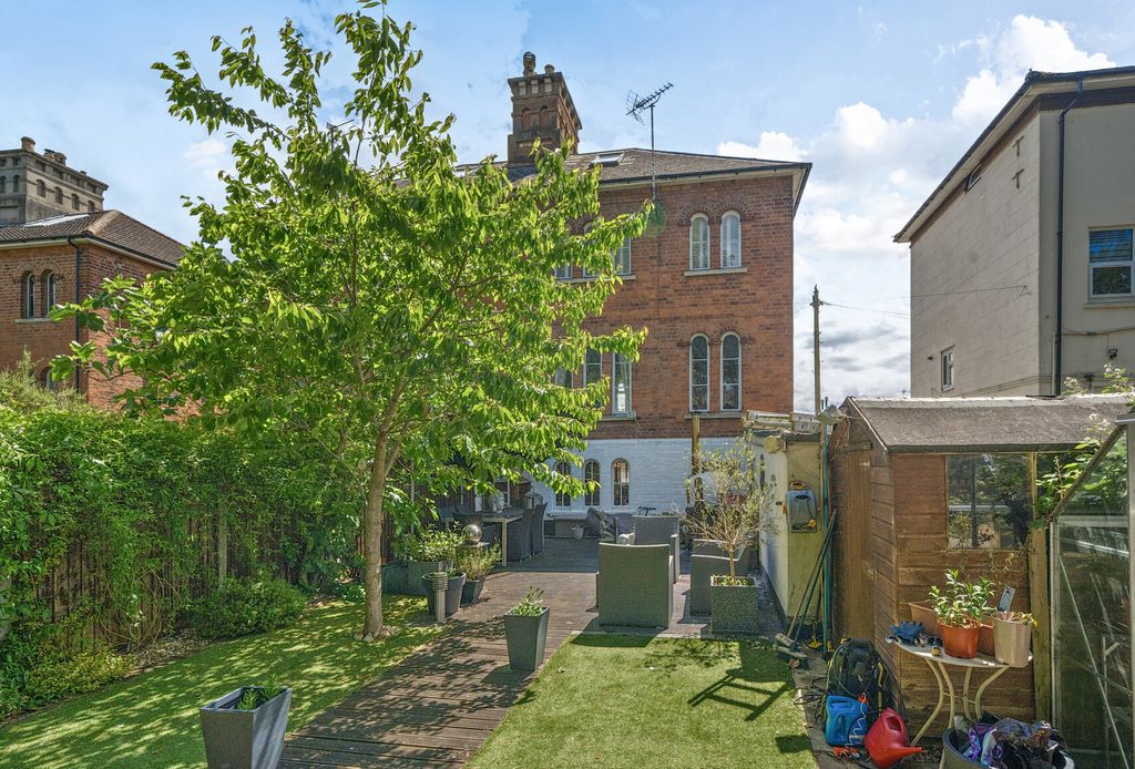 Property photo 2 of 21 1300957-3-68375cc...