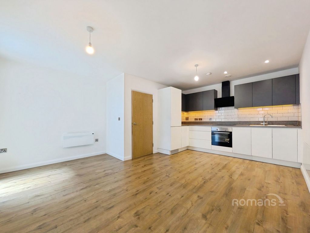 Property photo 2 of 15 Pbox-Img.Jpg