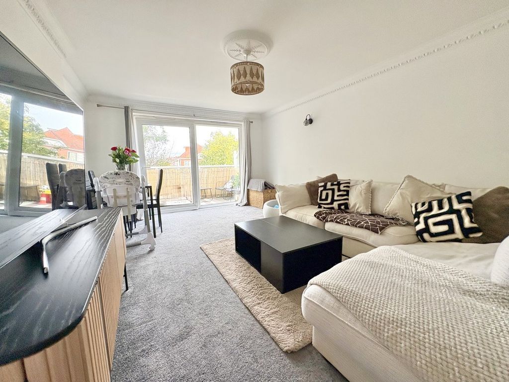 Property photo 2 of 24