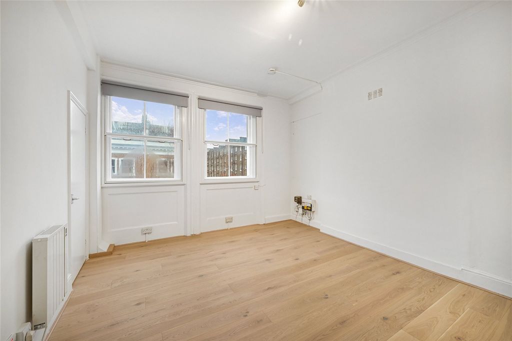 Property photo 1 of 6 Studio Room