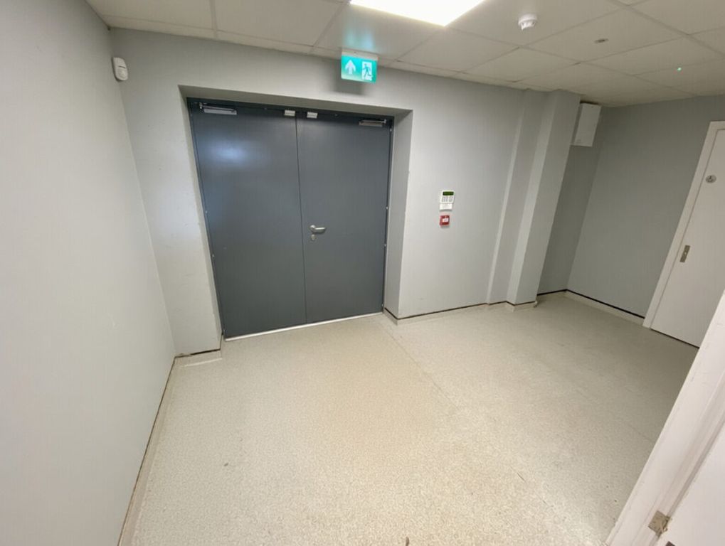 Property photo 3 of 4