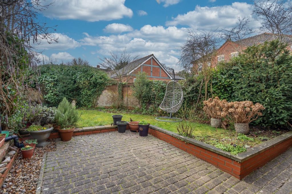 Property photo 3 of 22