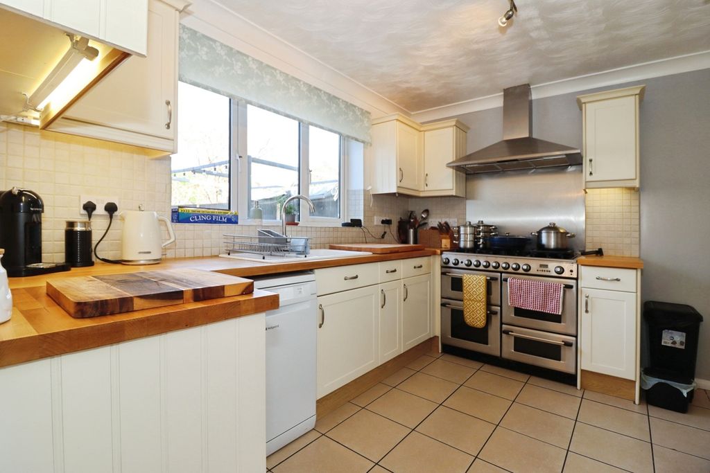 Property photo 2 of 20 Picture 2