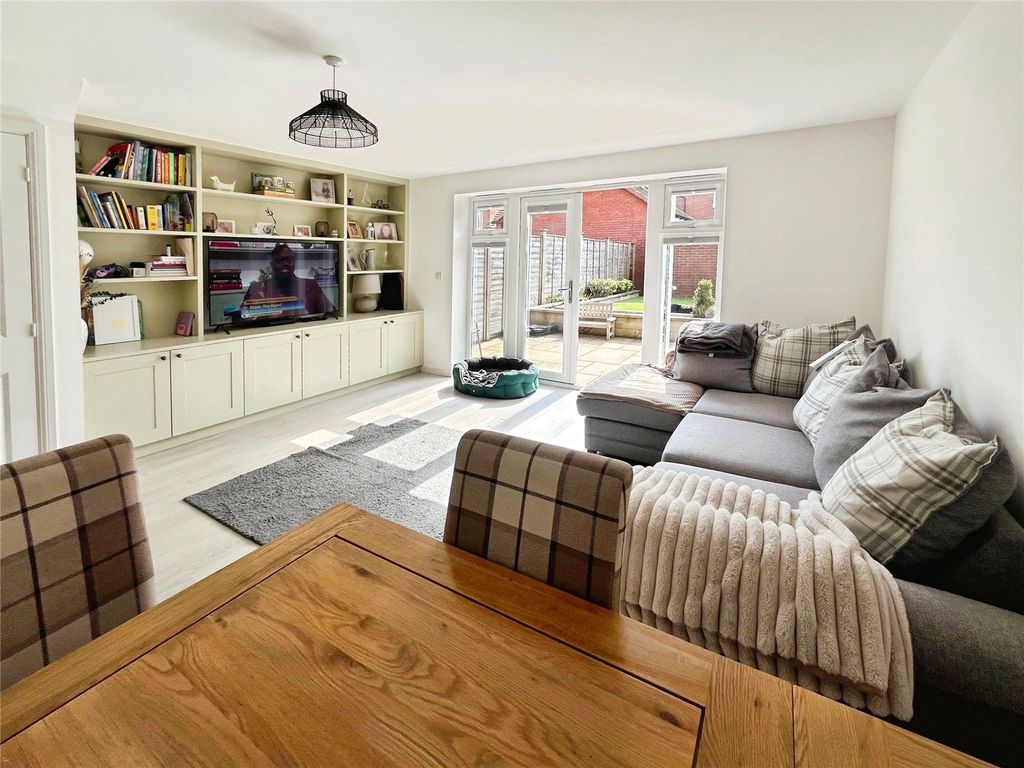 Property photo 2 of 10 Picture No. 06