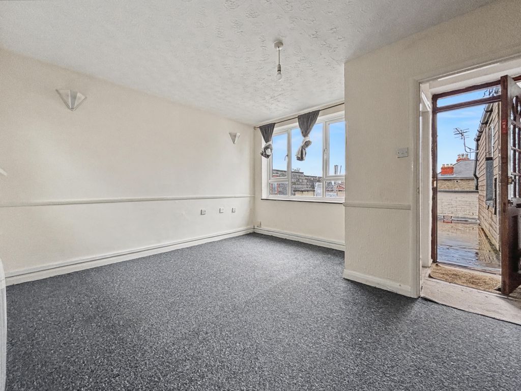 Property photo 2 of 8 Img_3876.Jpeg