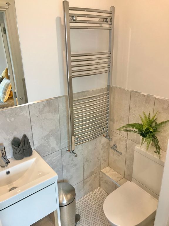 Property photo 3 of 32