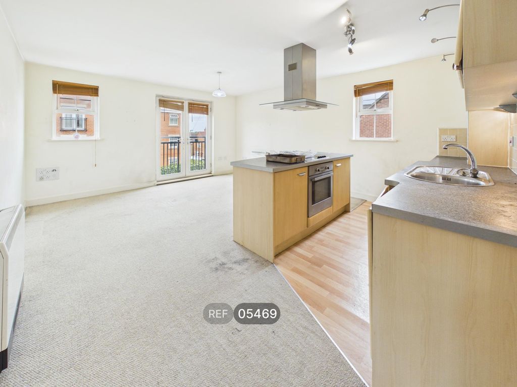 Property photo 2 of 10 Kitchen/Living Area