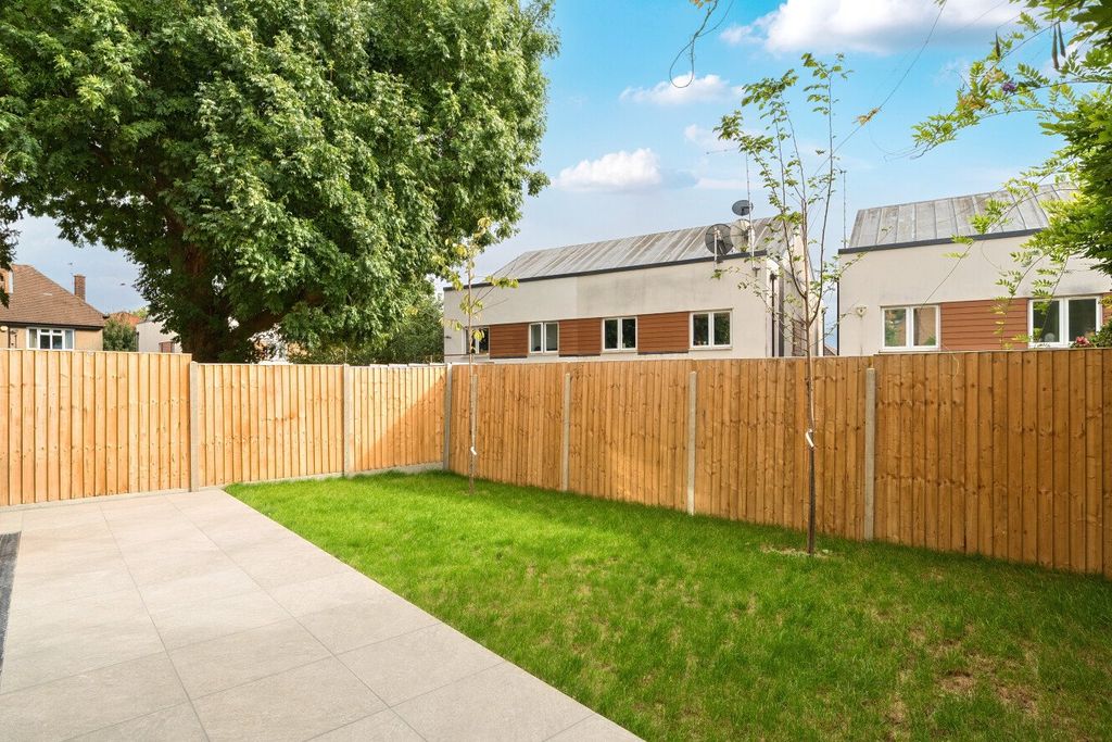 Property photo 3 of 17 Picture No. 04