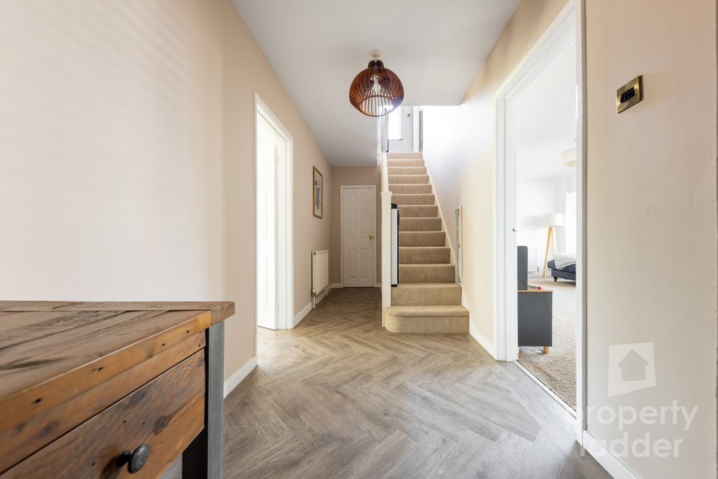 Property photo 3 of 34 Pl-5