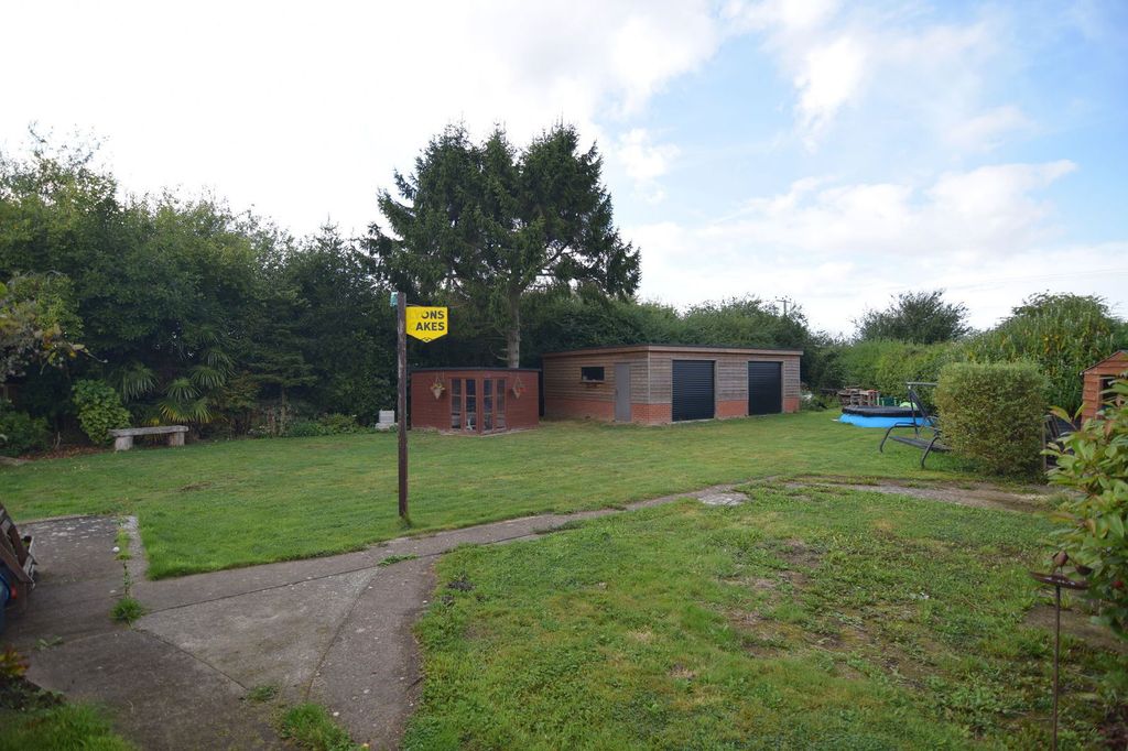 Property photo 3 of 13