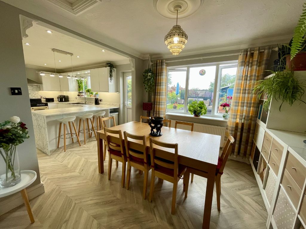 Property photo 3 of 20 4321902