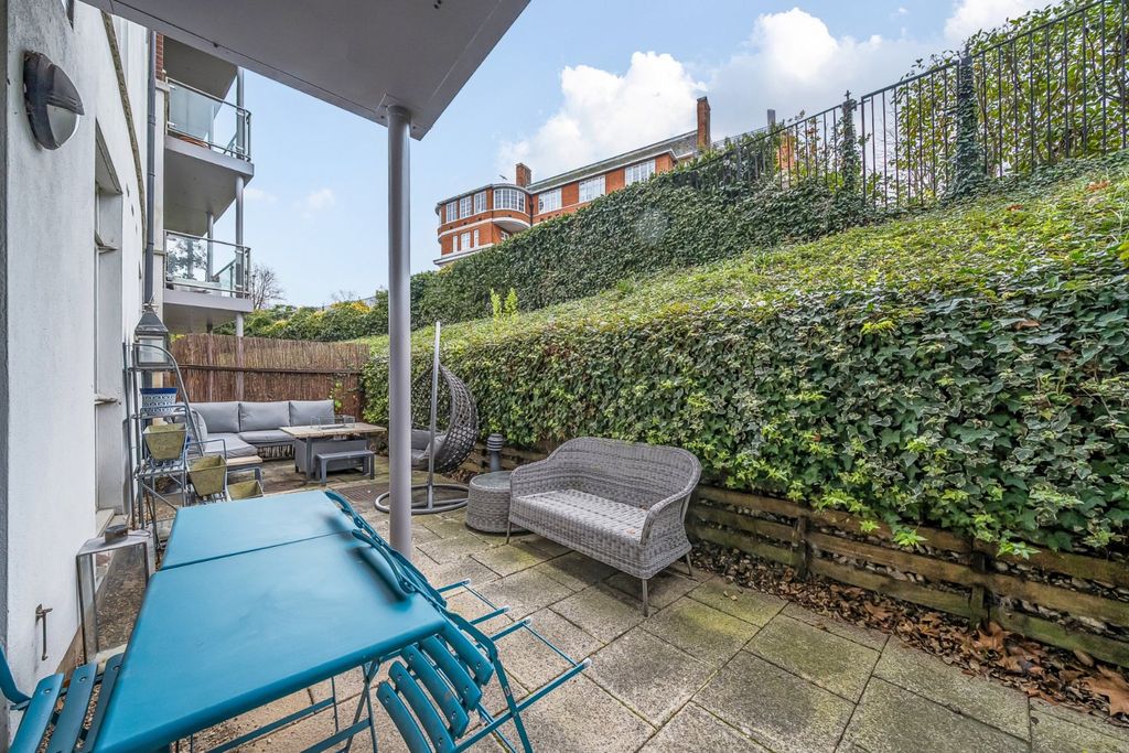 Property photo 2 of 19 Picture No. 10