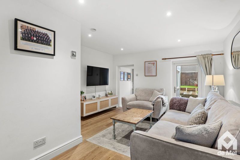 Property photo 2 of 10 Photo 12