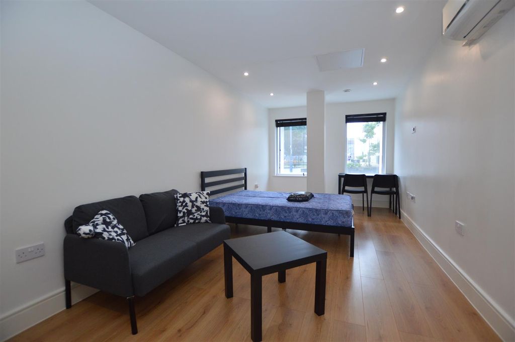 Property photo 2 of 6 Dsc_0115.Jpg