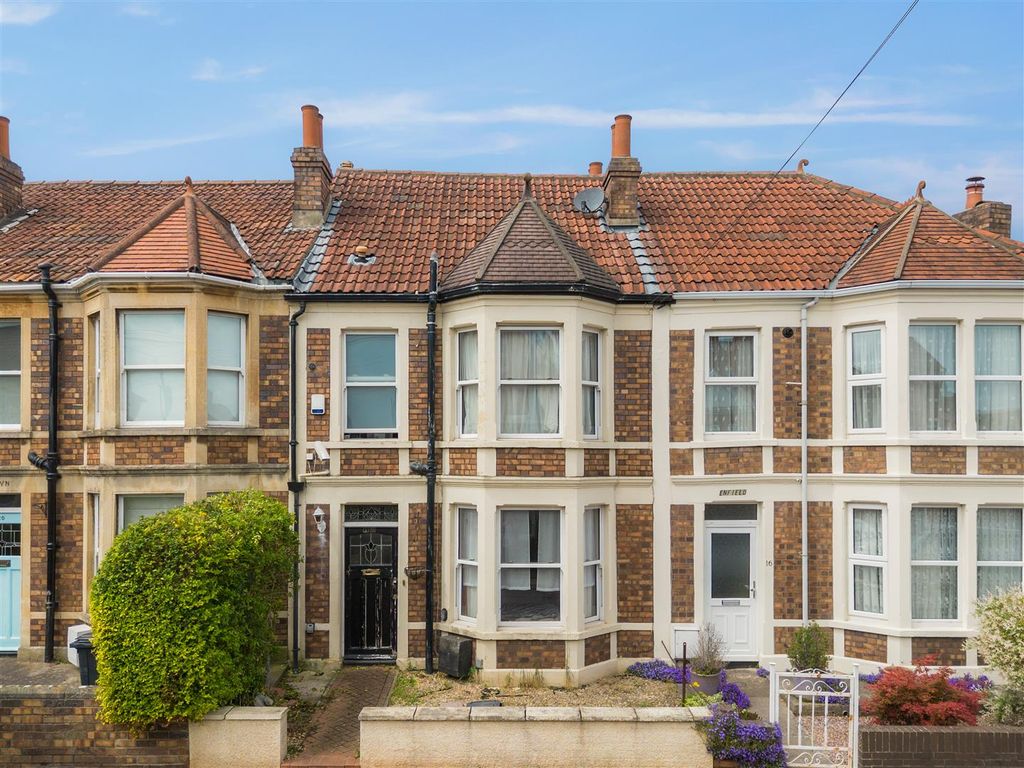 Property photo 1 of 12 Wick Crescent-21.Jpg