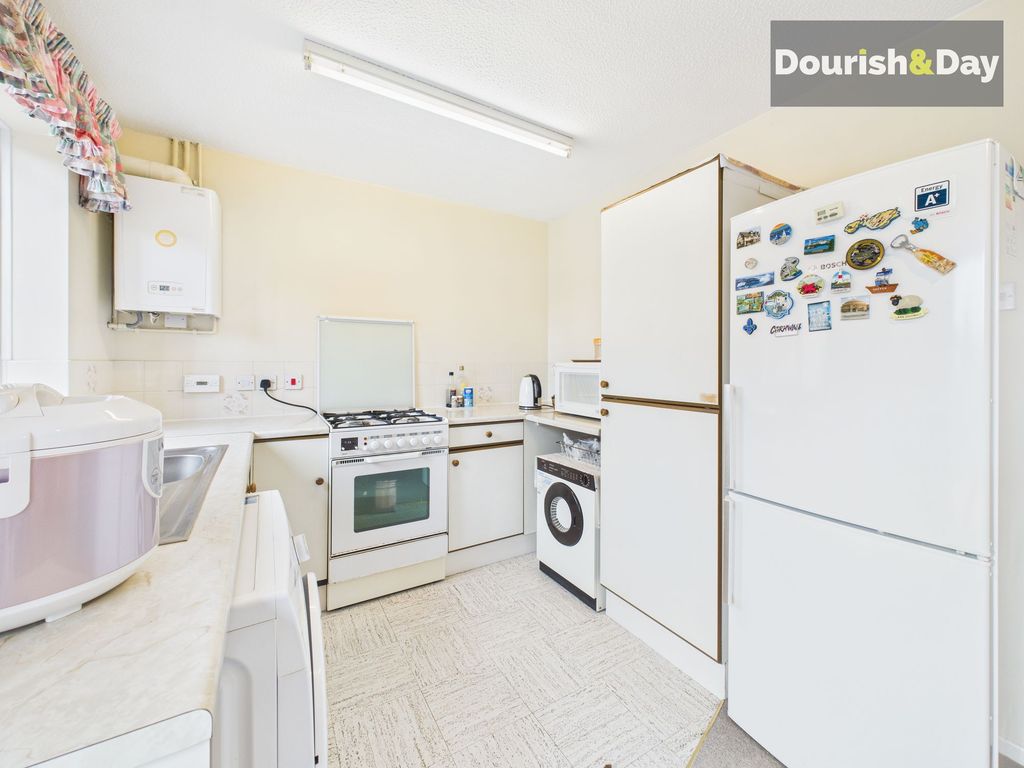 Property photo 3 of 12 Kitchen Diner