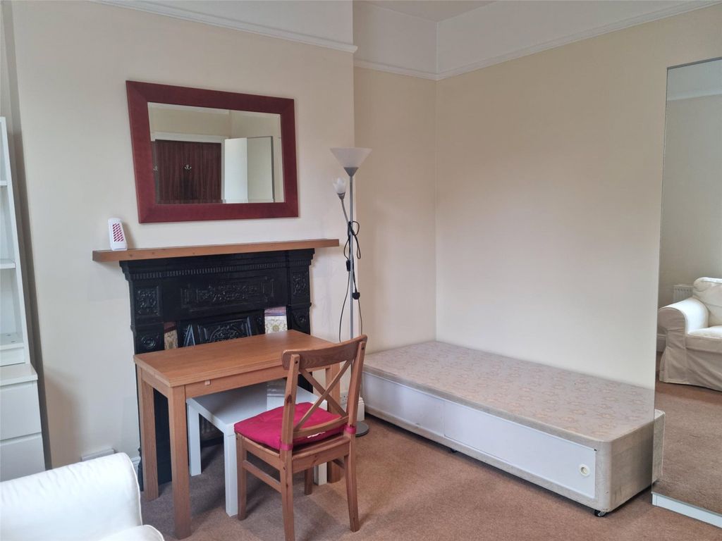 Property photo 3 of 3 Picture No. 03