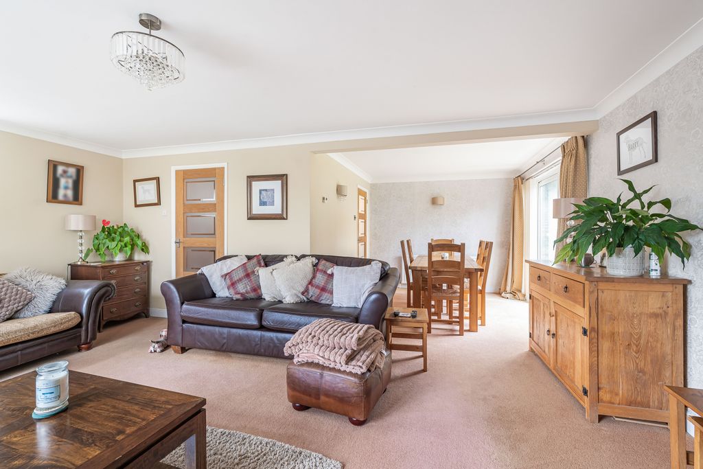 Property photo 2 of 24