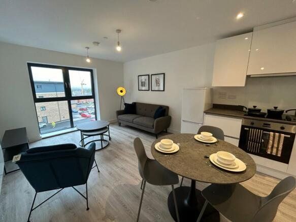 Property photo 3 of 8 Picture No. 16