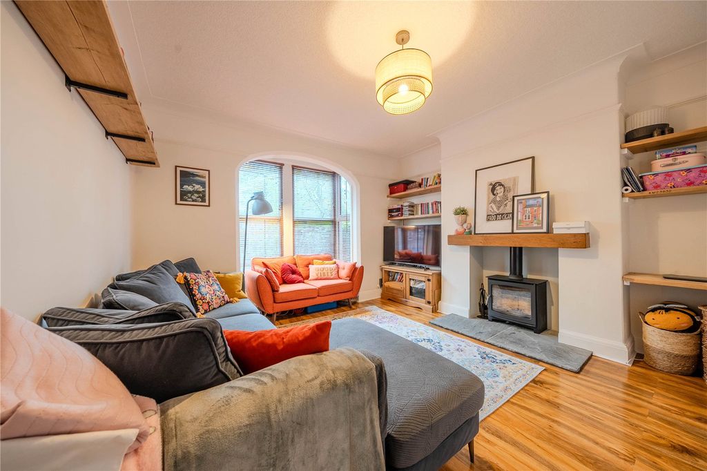 Property photo 2 of 14 Picture No. 08