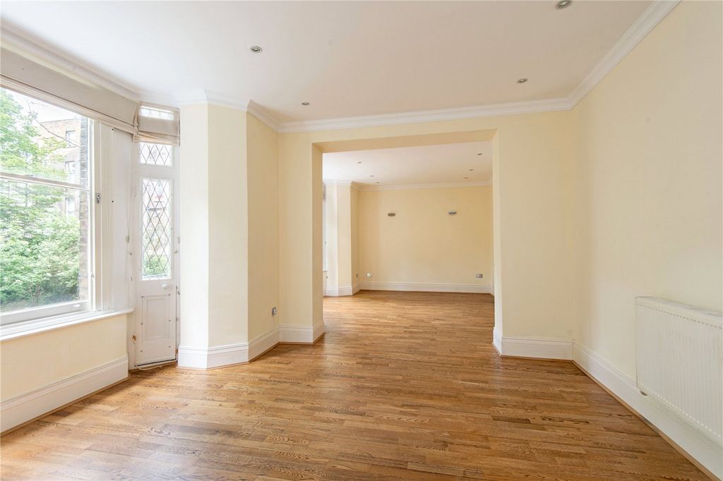 Property photo 3 of 14 Picture No. 13