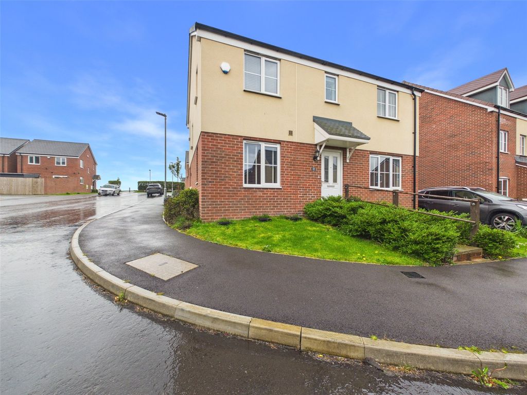 Property photo 1 of 18 Picture No. 01