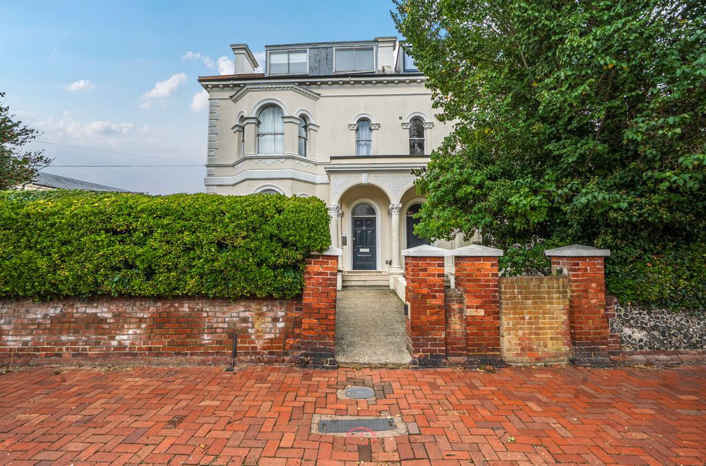 Property photo 1 of 13 3-6Ad0c5870cd57-1...