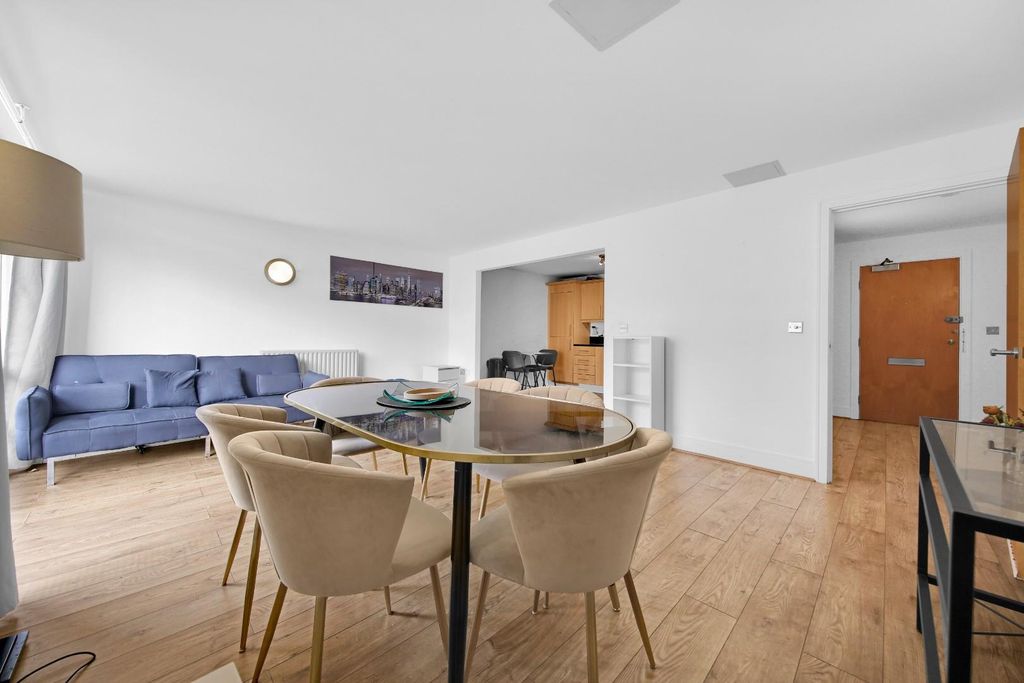 Property photo 3 of 13 _W6B1220.Jpg