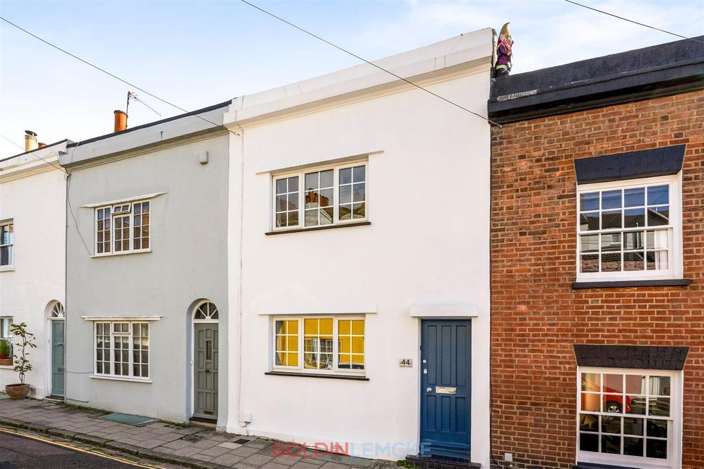 Property photo 1 of 14 Front Elevation