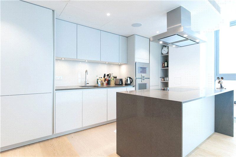 Property photo 2 of 6 Kitchen