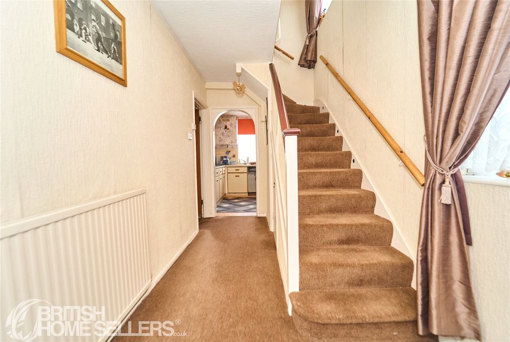Property photo 2 of 24 Picture No. 06