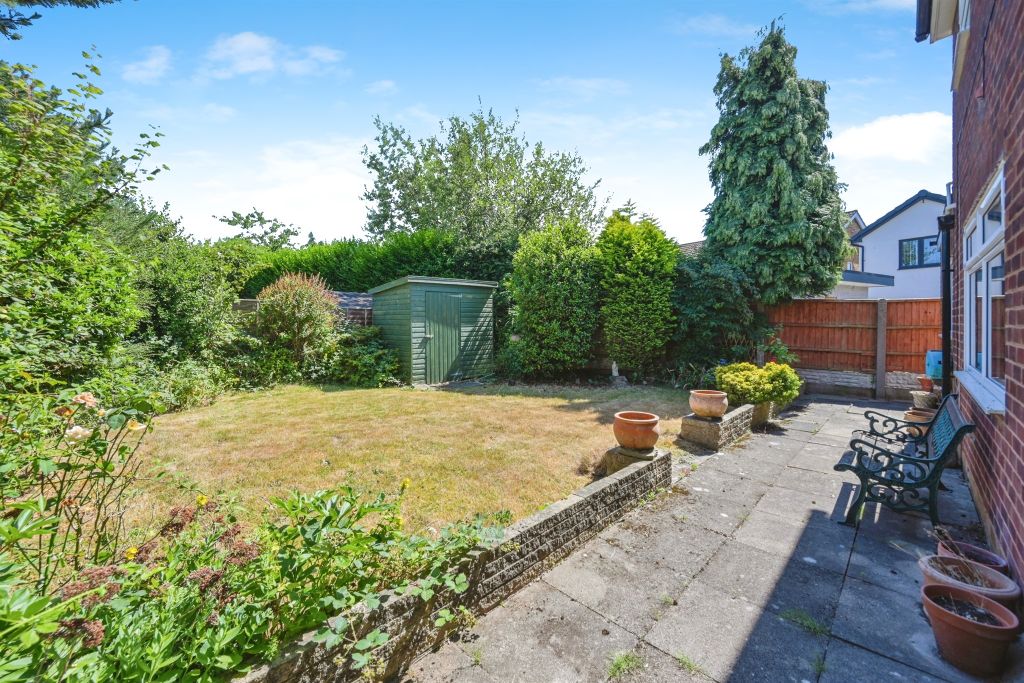 Property photo 2 of 17