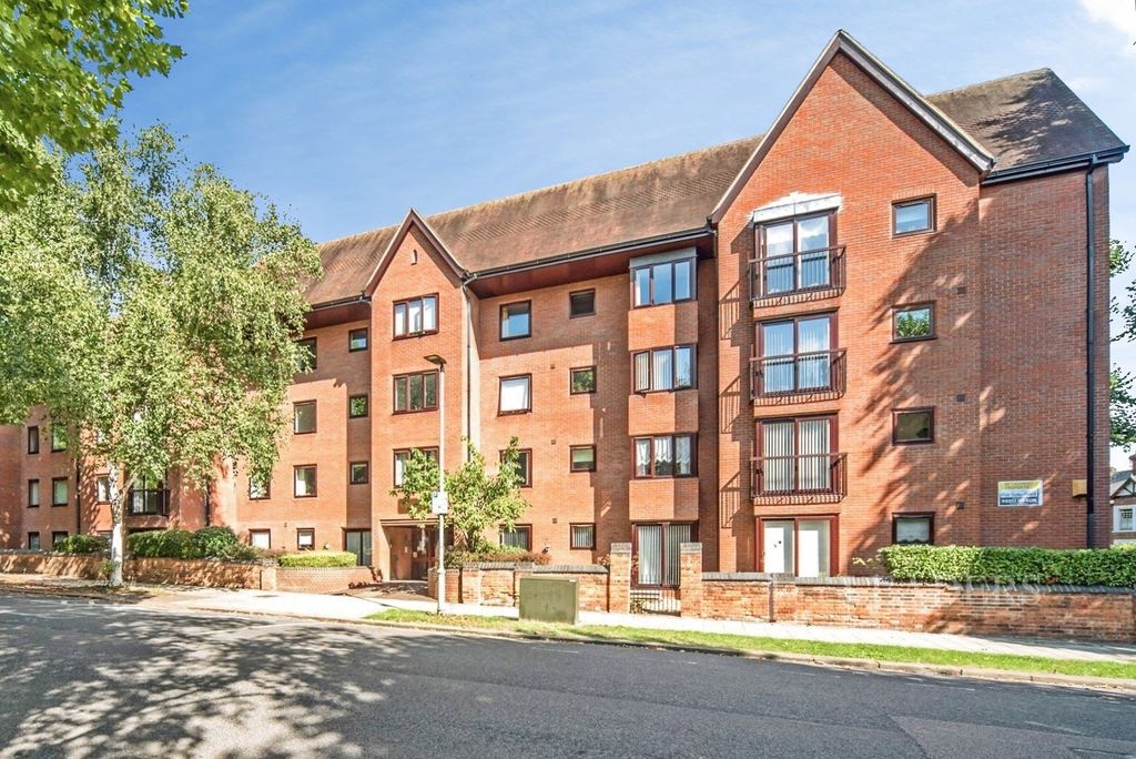 Property photo 1 of 16 Pbox-Img.Jpg