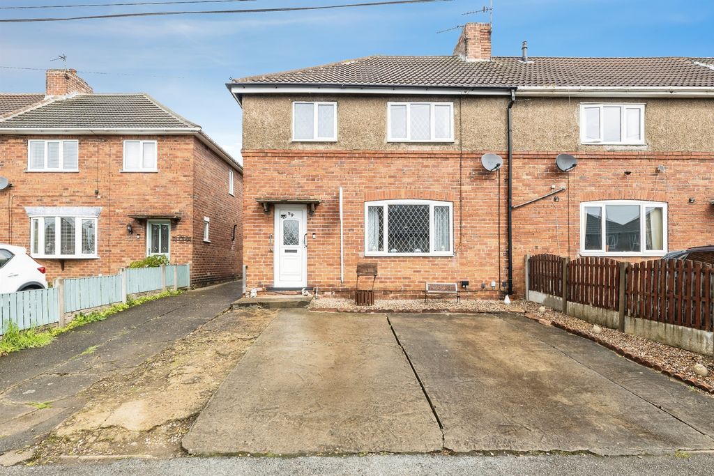 Property photo 1 of 11