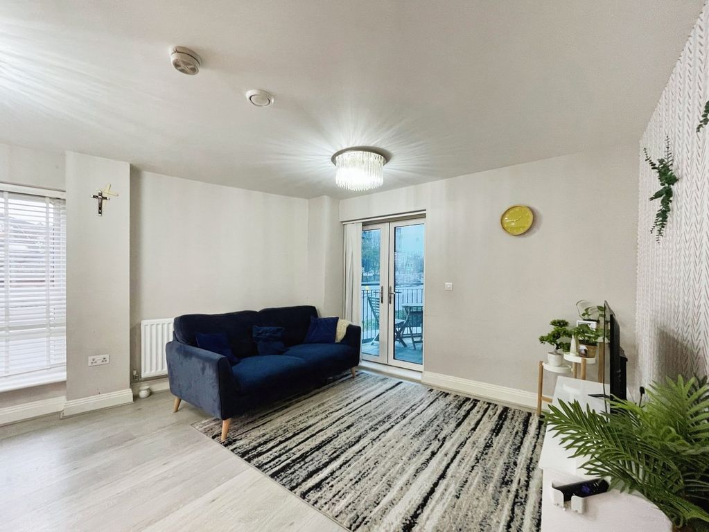 Property photo 3 of 9