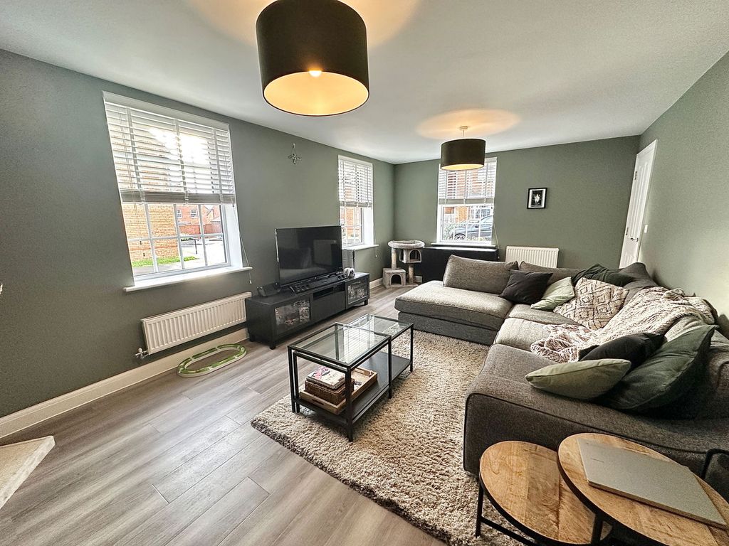 Property photo 3 of 24